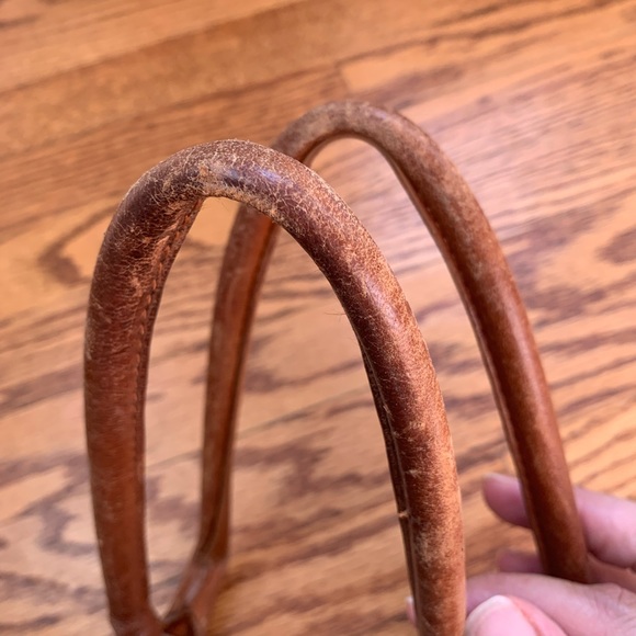 BCBG leather purse - Picture 8 of 9